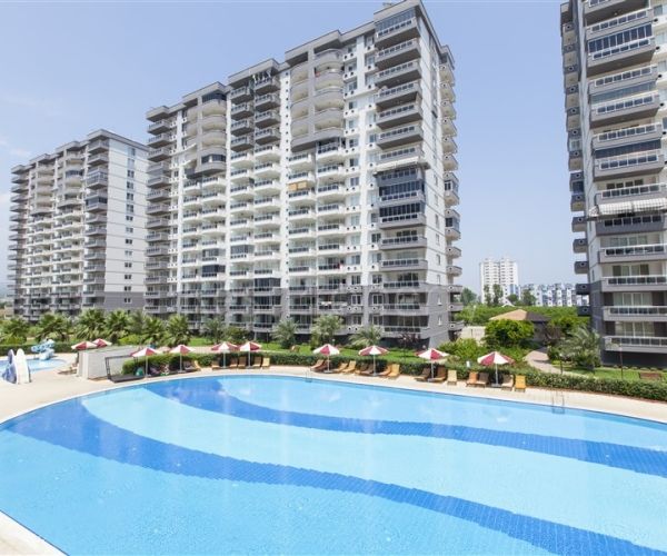 Квартира в Мерсине, Турция, 120 м² - фото 1