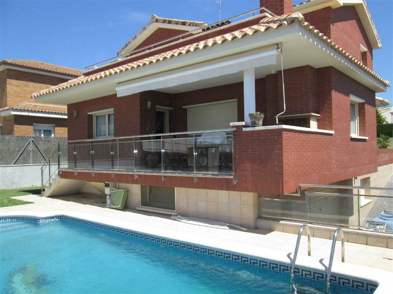 Шале в Калафеле, Испания, 380 м² - фото 2