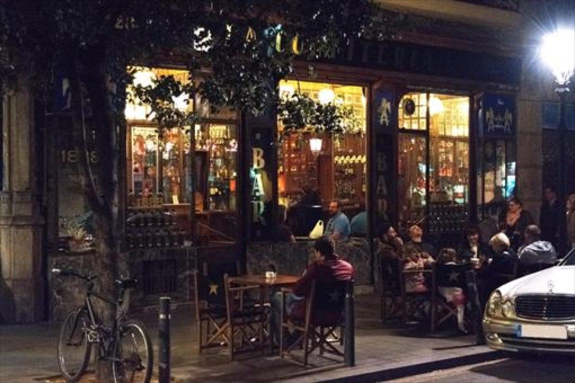 Кафе, ресторан в Барселоне, Испания - фото 2