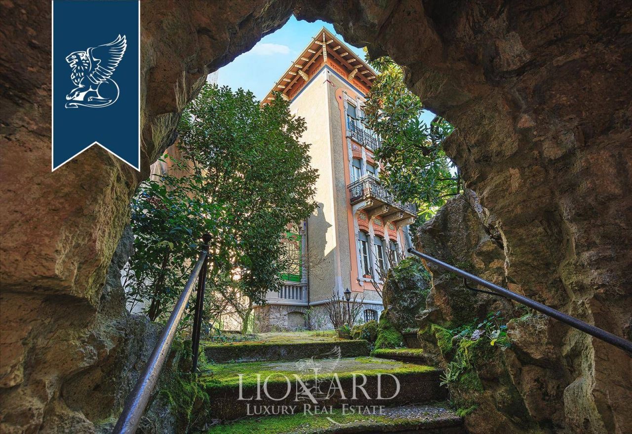 Вилла в Сесто-Календе, Италия, 800 м² - фото 2