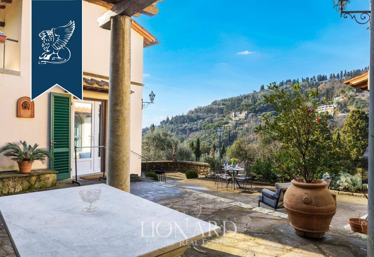 Вилла во Флоренции, Италия, 350 м² - фото 6