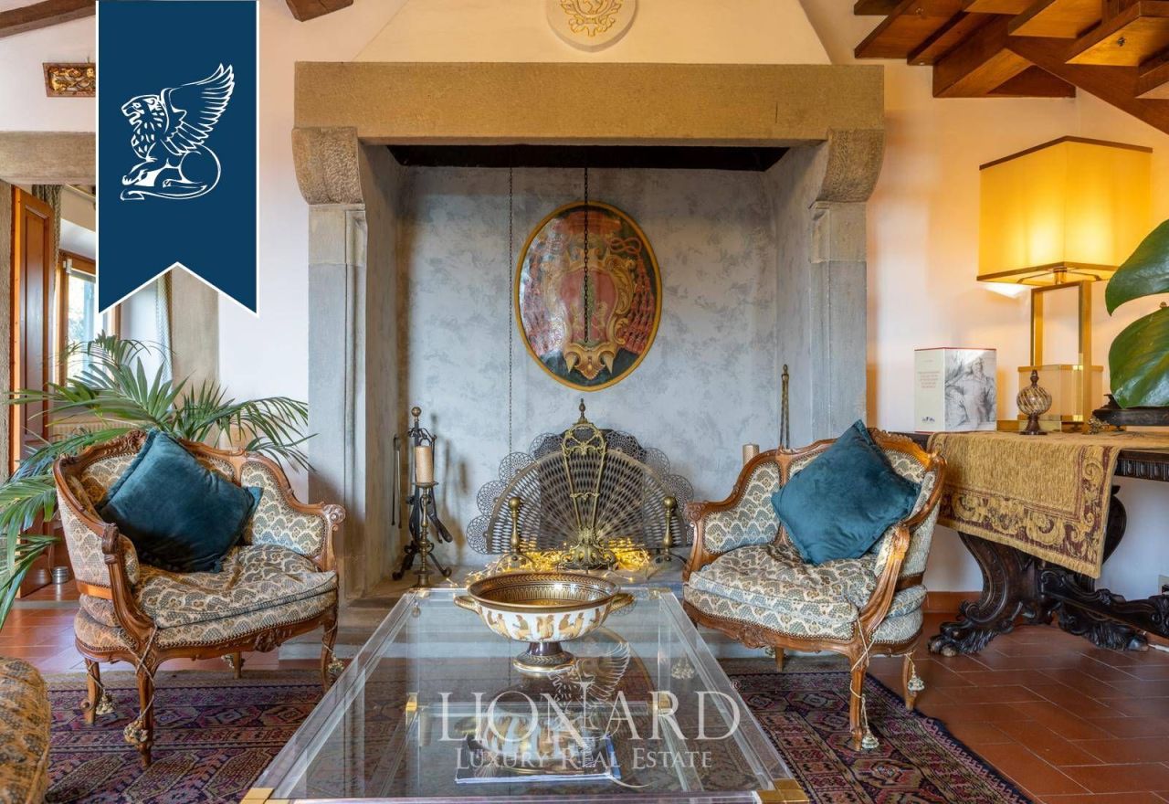 Вилла во Флоренции, Италия, 350 м² - фото 13