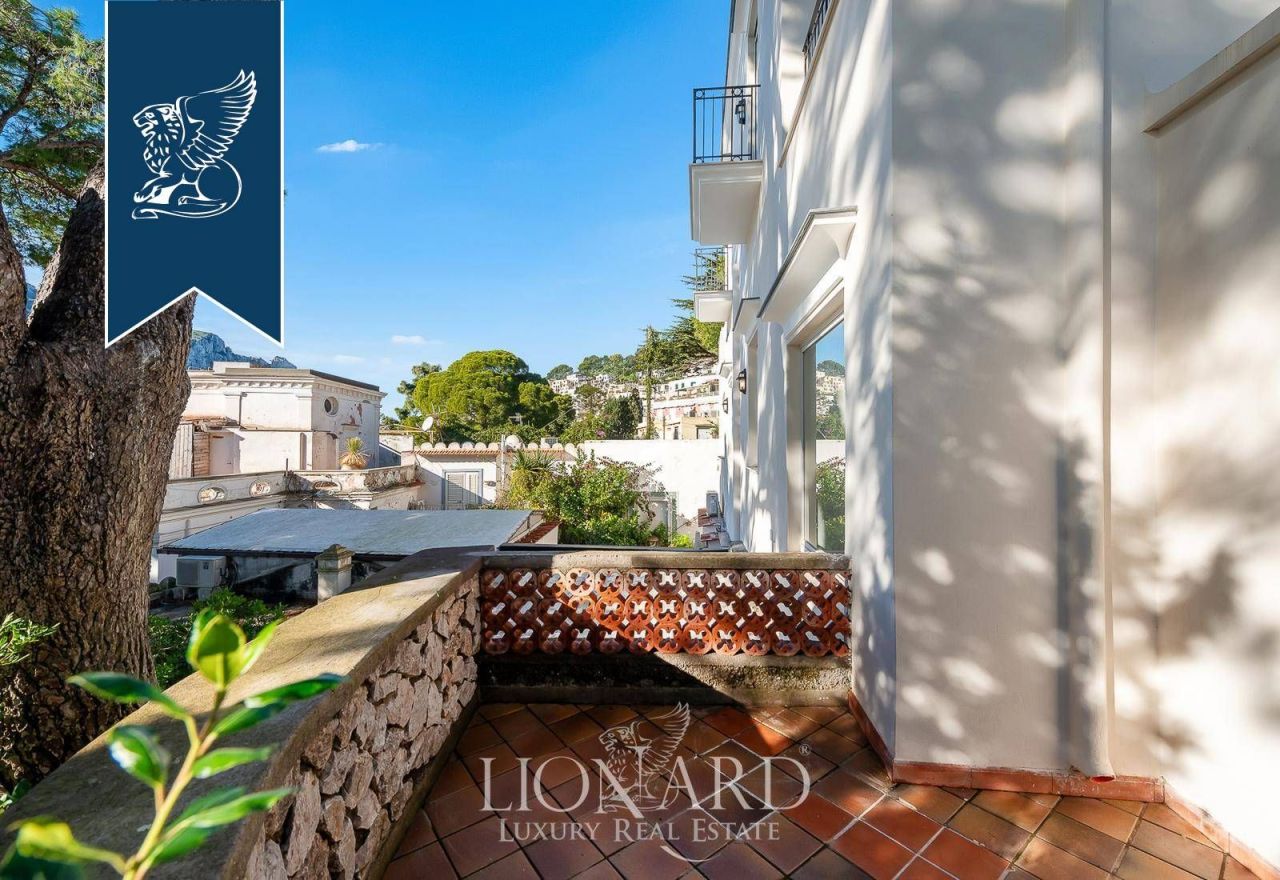 Дом на Капри, Италия, 560 м² - фото 19