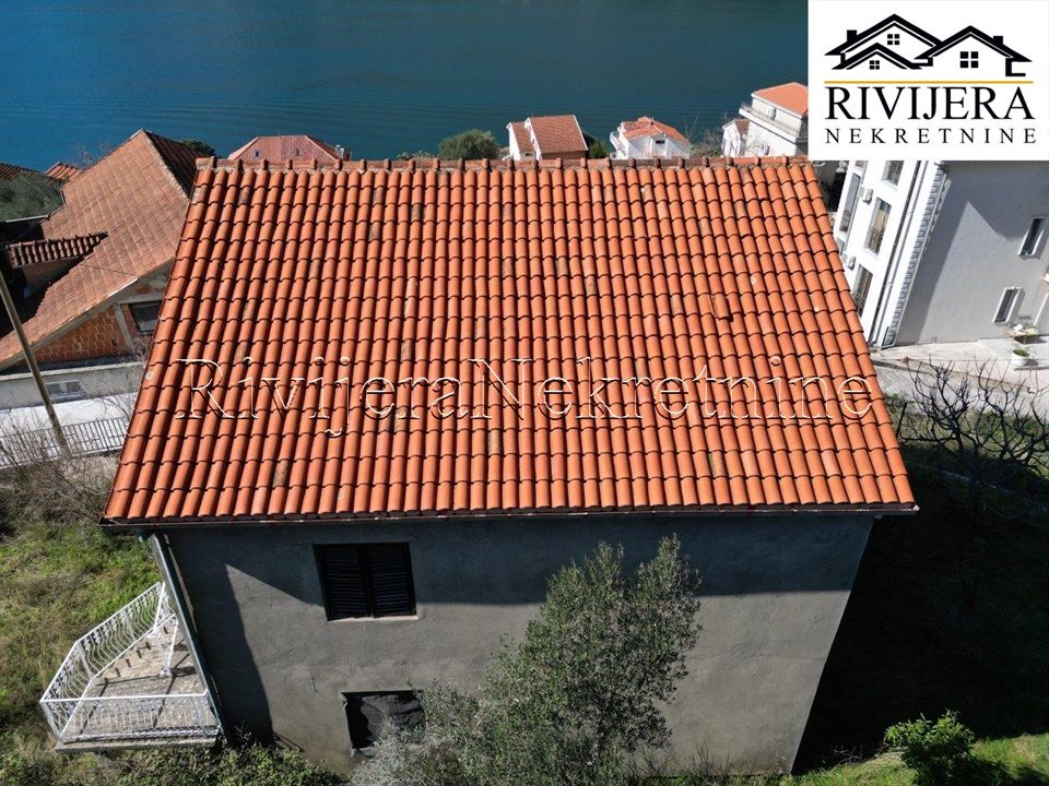 Дом в Тивате, Черногория, 156 м² - фото 5