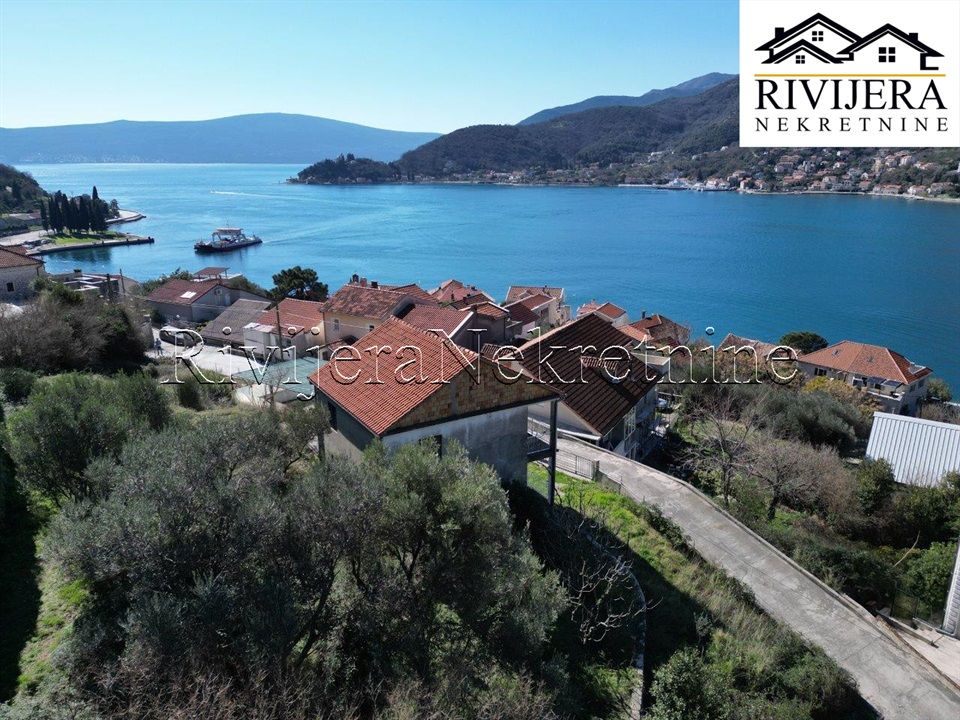 Дом в Тивате, Черногория, 156 м² - фото 7