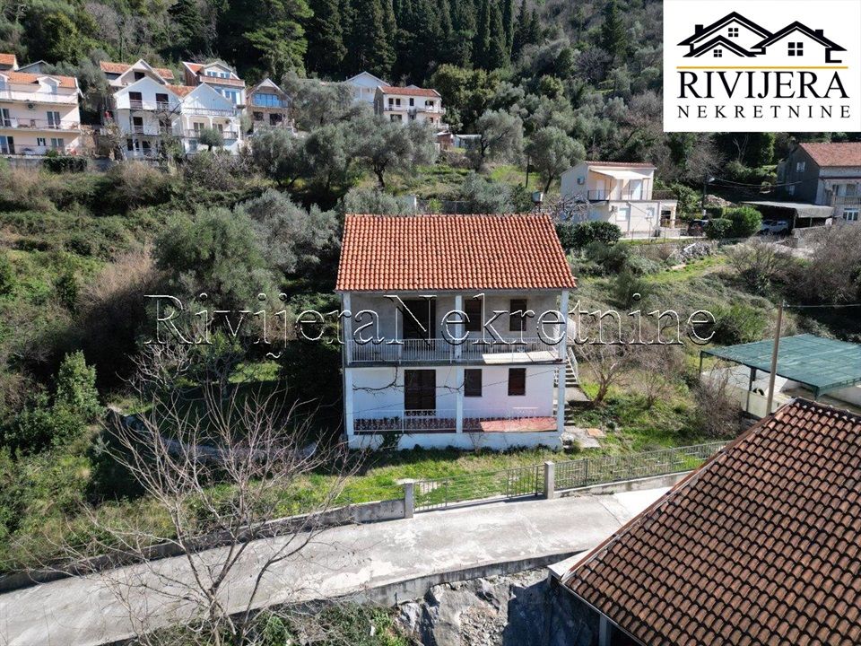 Дом в Тивате, Черногория, 156 м² - фото 13