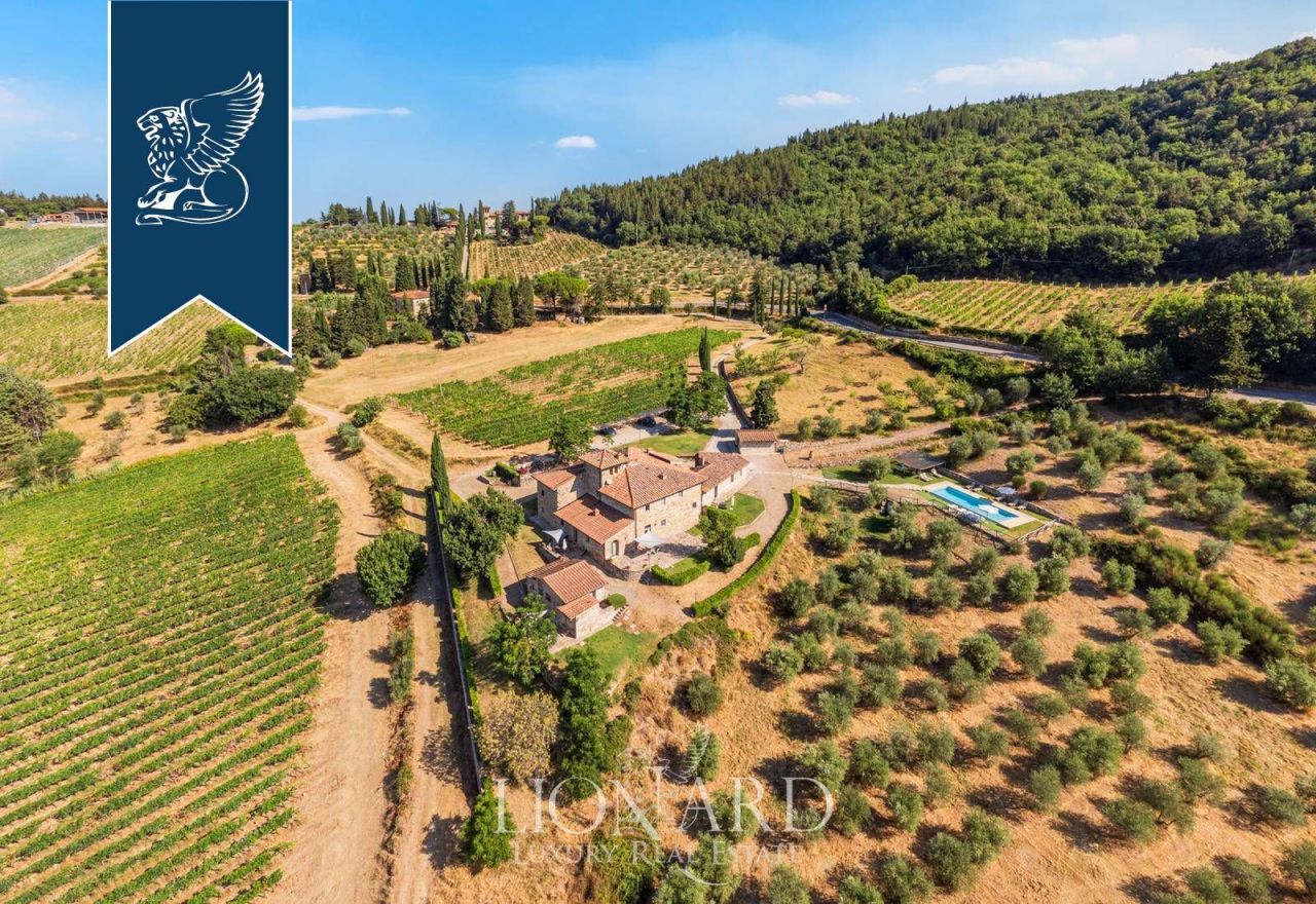 Ферма в Кастеллина-ин-Кьянти, Италия, 4 200 м² - фото 4