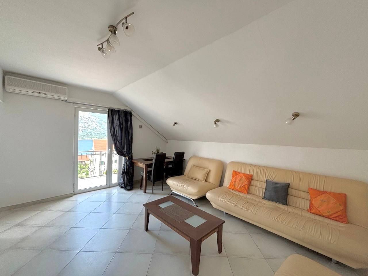 Квартира в Доброте, Черногория, 73 м² - фото 8