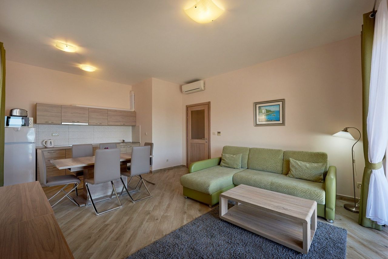 Апартаменты в Будве, Черногория, 72 м² - фото 11