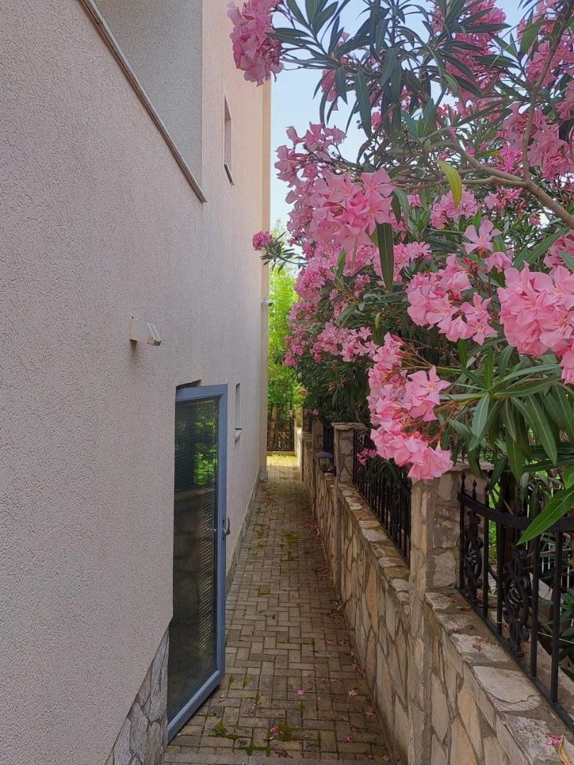 Квартира в Утехе, Черногория, 28 м² - фото 2