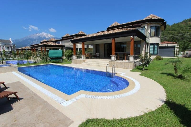 Вилла в Анталии, Турция, 250 м² - фото 1