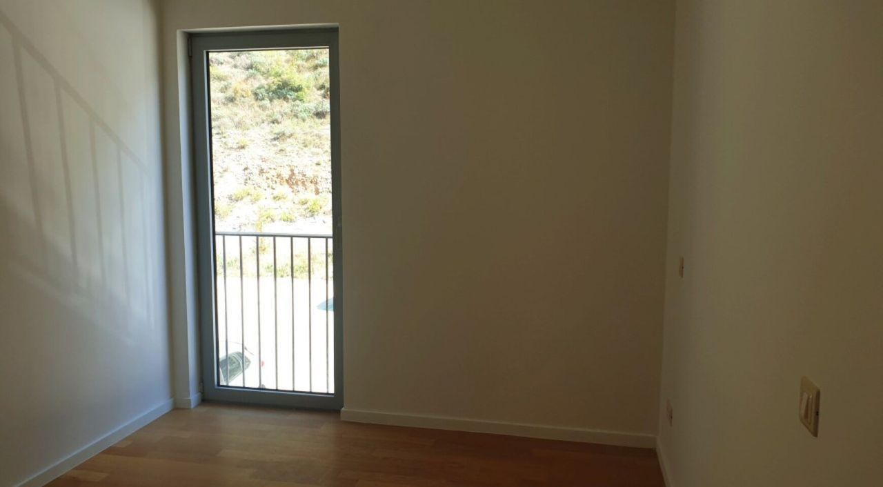 Квартира в Доброте, Черногория, 74 м² - фото 7