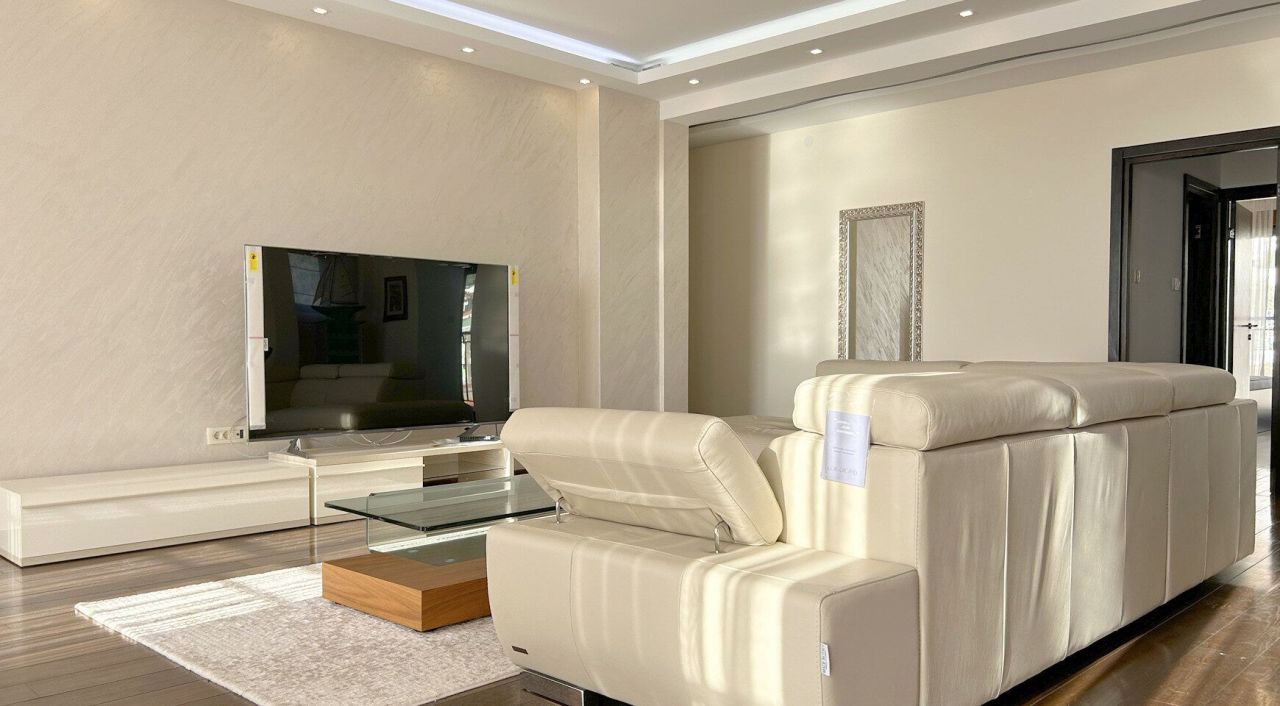 Квартира в Петроваце, Черногория, 152 м² - фото 6