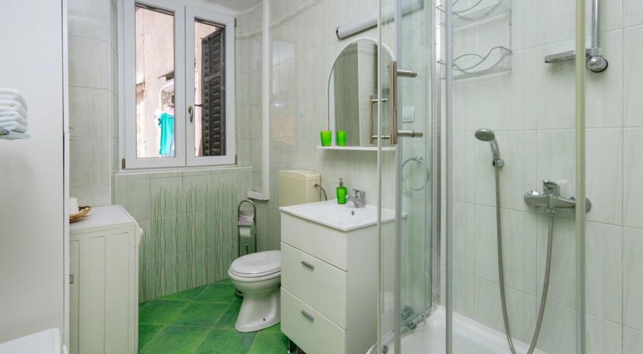 Квартира в Которе, Черногория, 62 м² - фото 11