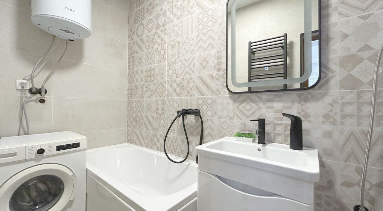 Квартира в Тивате, Черногория, 77 м² - фото 11