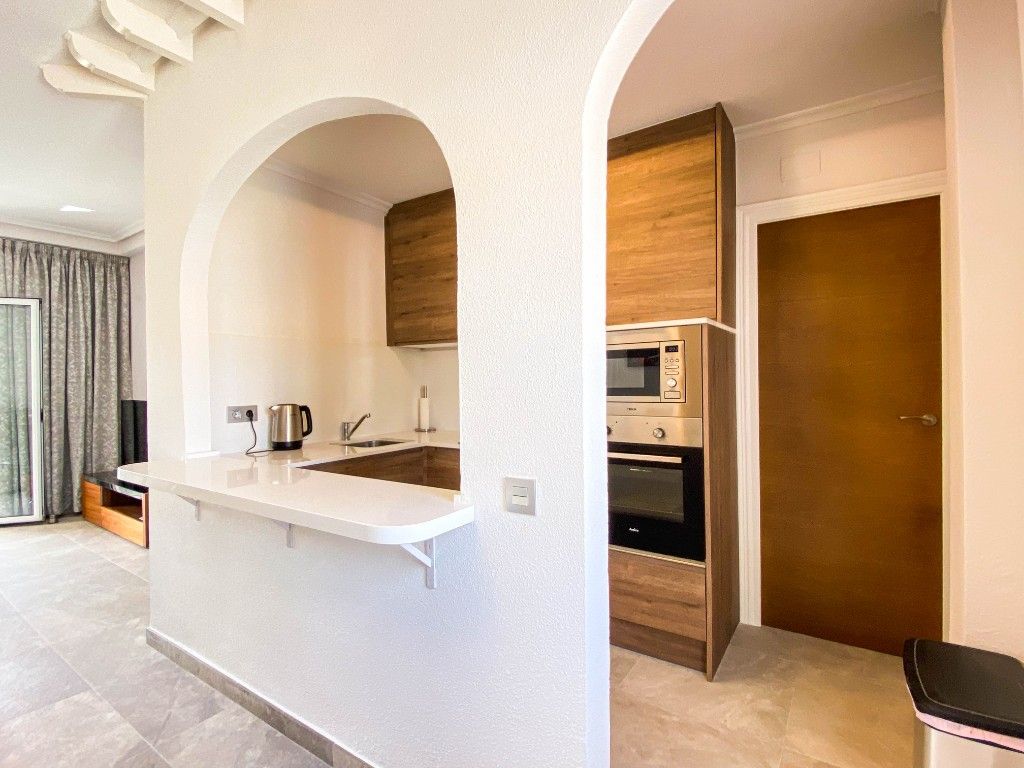 Апартаменты в Пунта Приме, Испания, 67 м² - фото 10