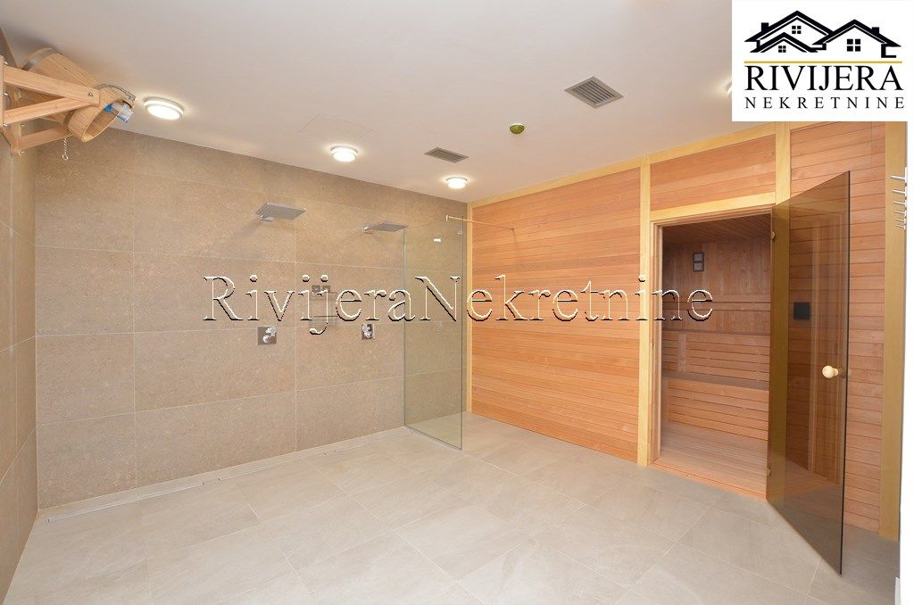 Квартира в Херцег-Нови, Черногория, 76 м² - фото 11