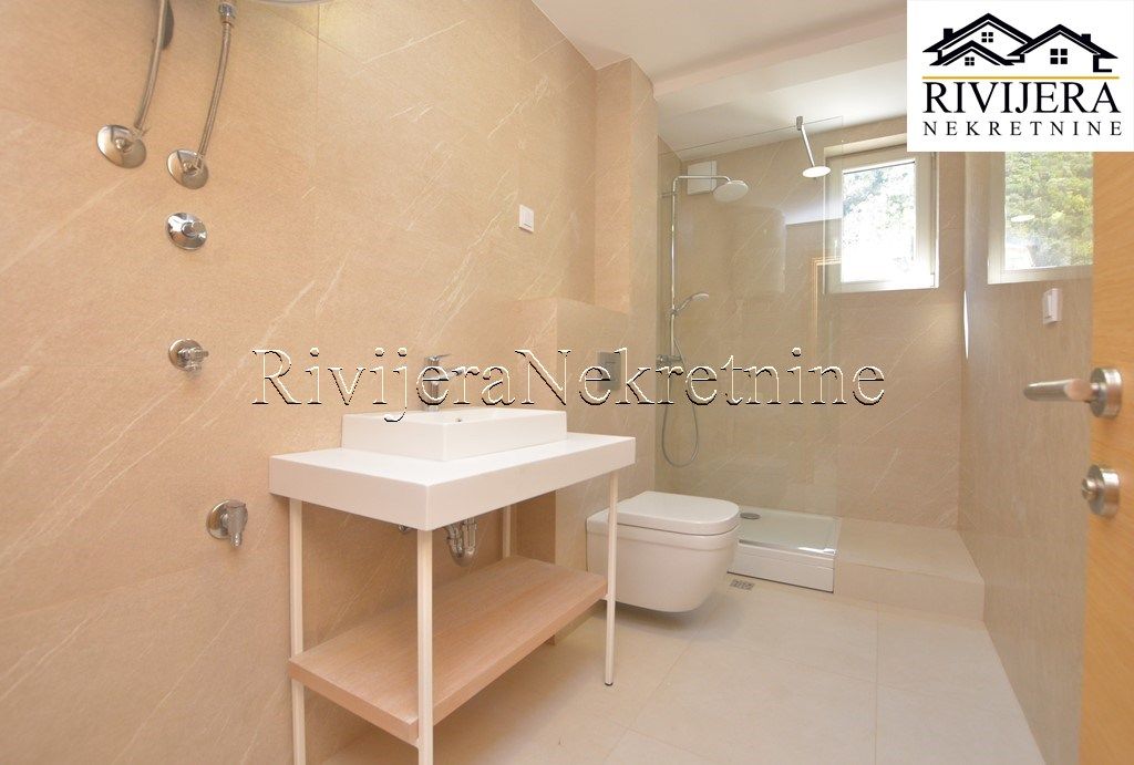 Квартира в Херцег-Нови, Черногория, 76 м² - фото 9