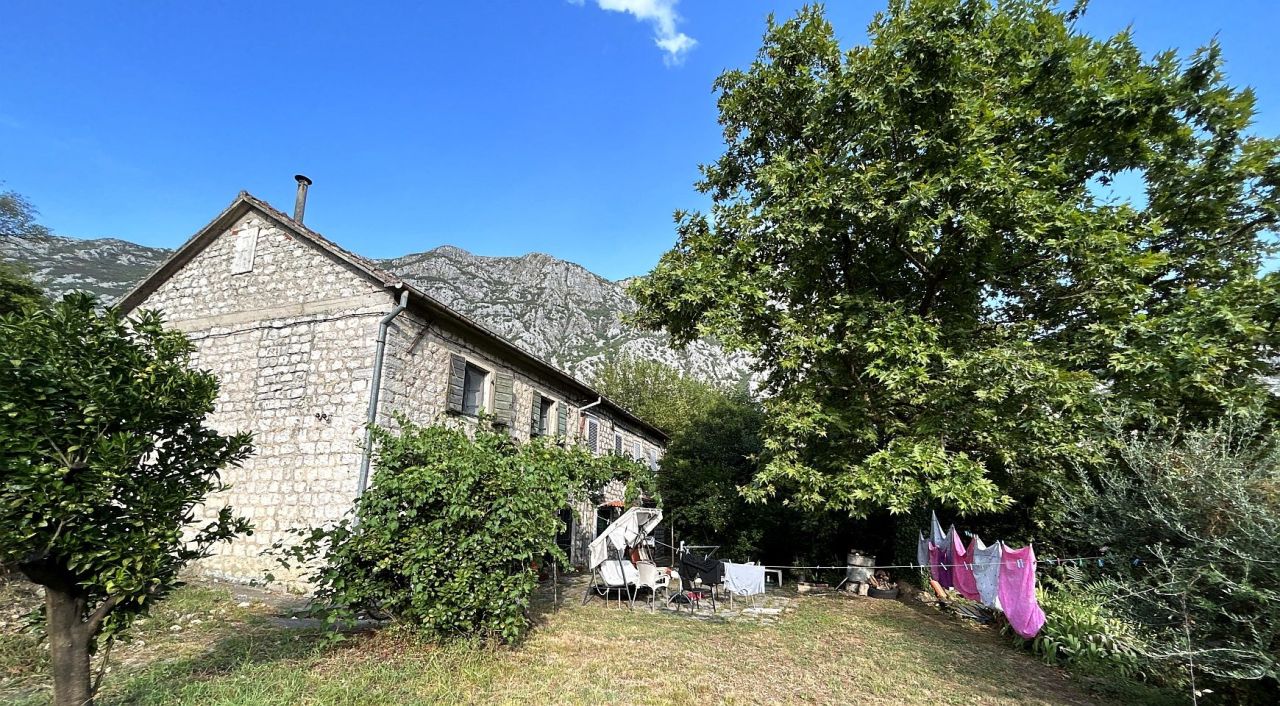 Дом в Доброте, Черногория, 140 м² - фото 7