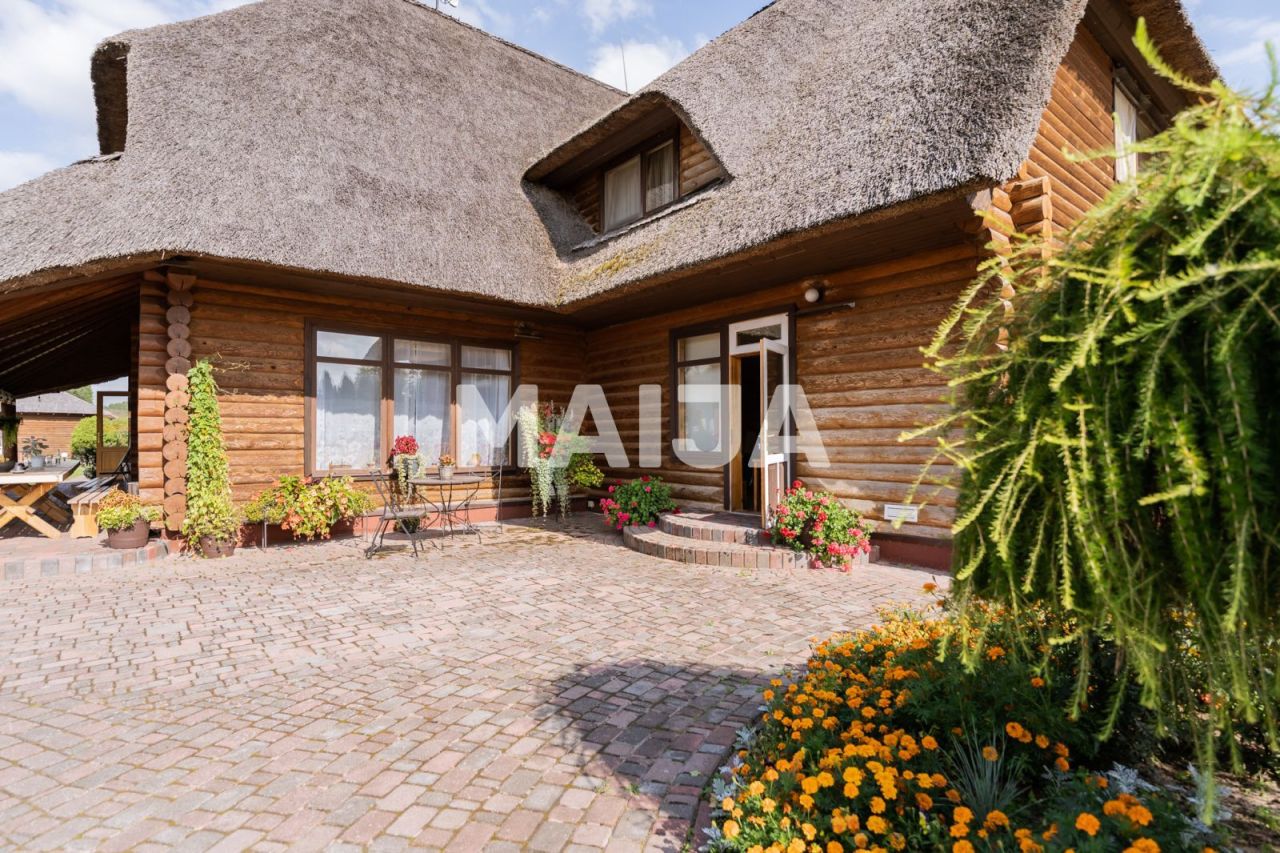 Дом Stameriena, Латвия, 1 713 м² - фото 5