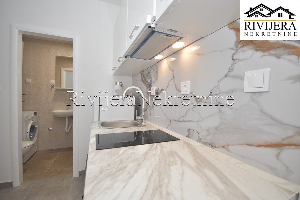 Квартира в Херцег-Нови, Черногория, 28 м² - фото 4