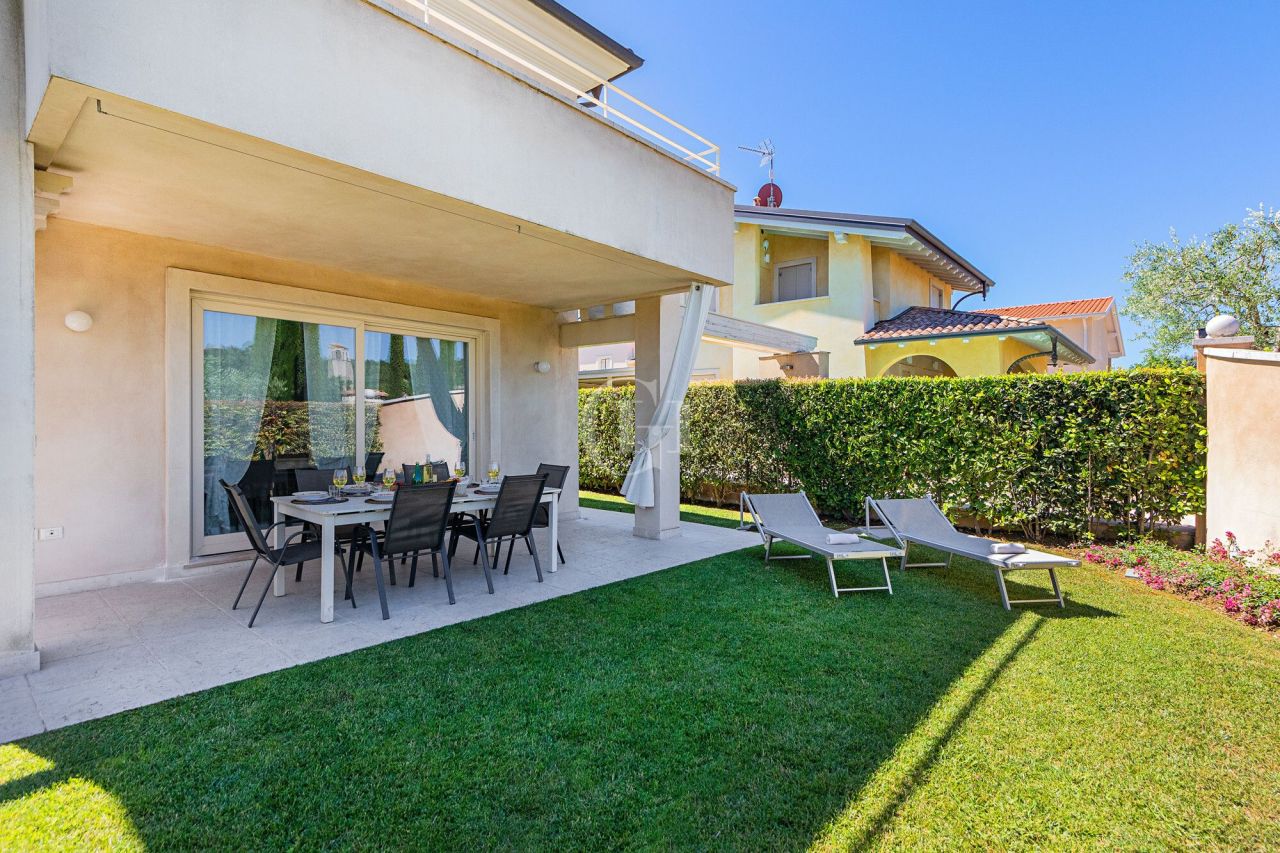 Вилла у озера Гарда, Италия, 150 м² - фото 7