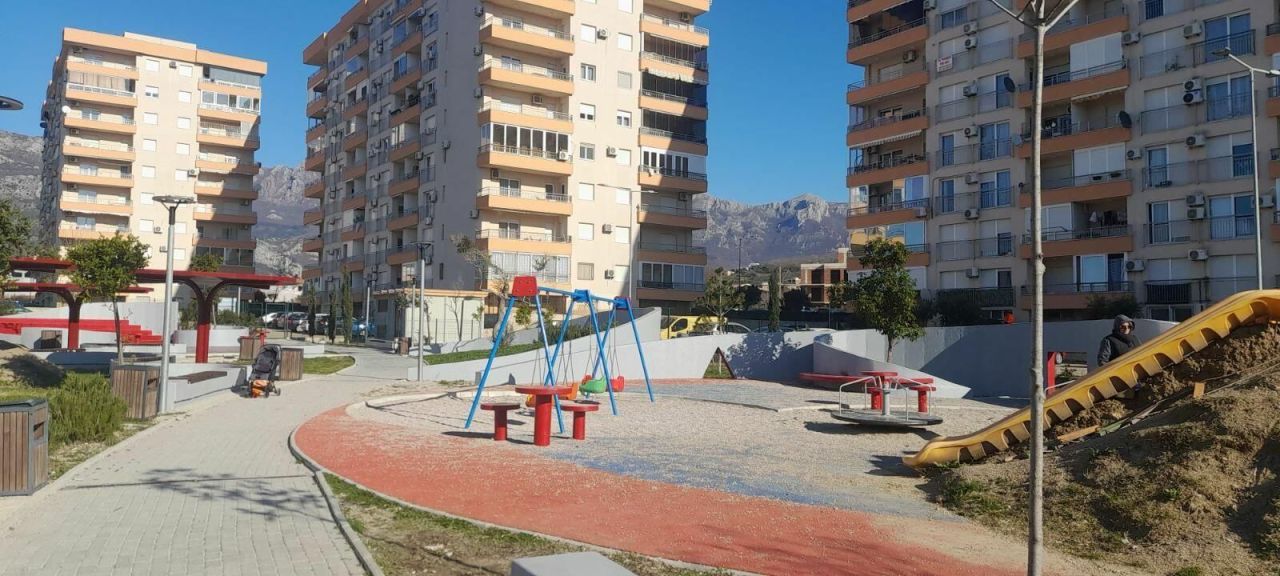 Квартира в Баре, Черногория, 76 м² - фото 2