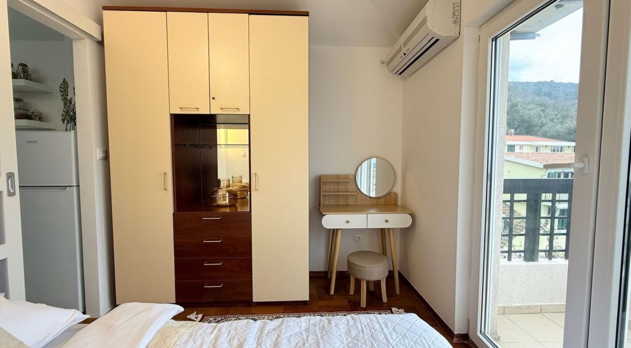 Квартира в Петроваце, Черногория, 30 м² - фото 4