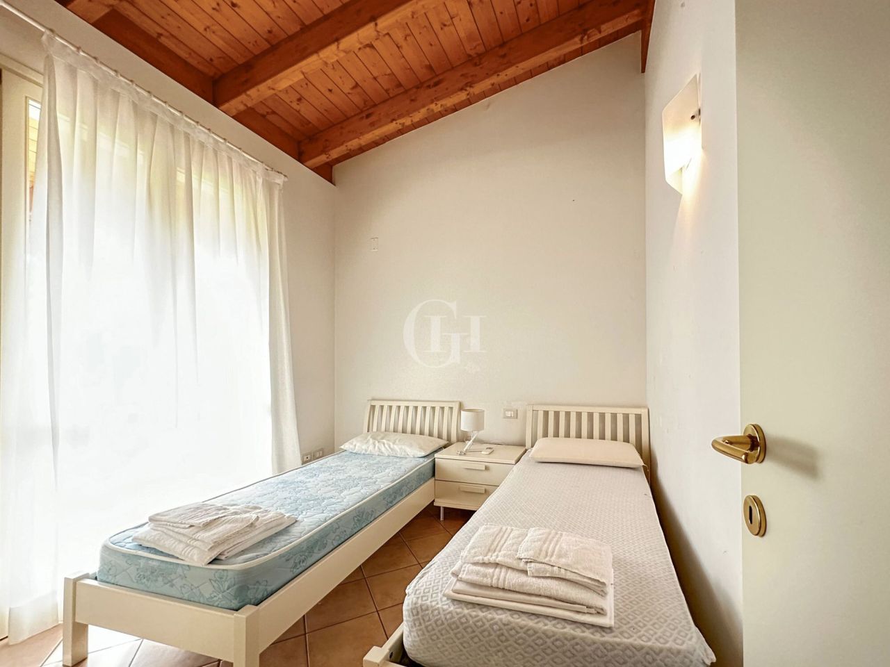 Апартаменты у озера Гарда, Италия, 77 м² - фото 9