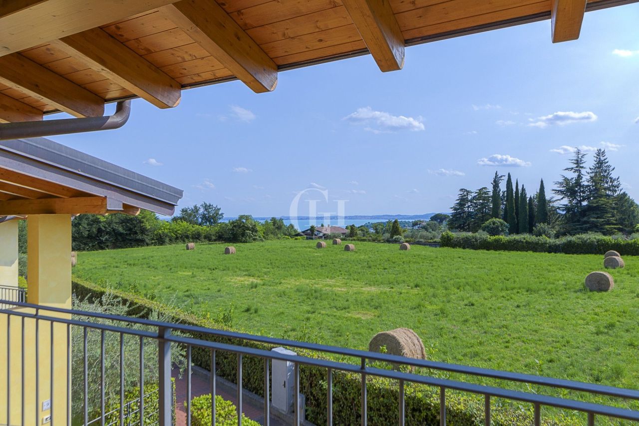 Апартаменты у озера Гарда, Италия, 77 м² - фото 11