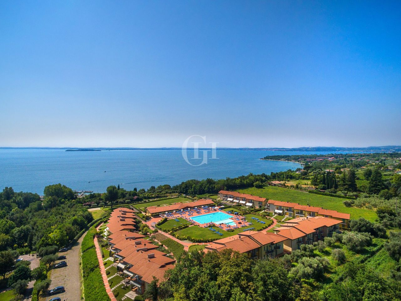 Апартаменты у озера Гарда, Италия, 77 м² - фото 14