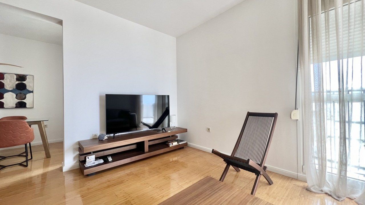 Квартира в Баре, Черногория, 90 м² - фото 2