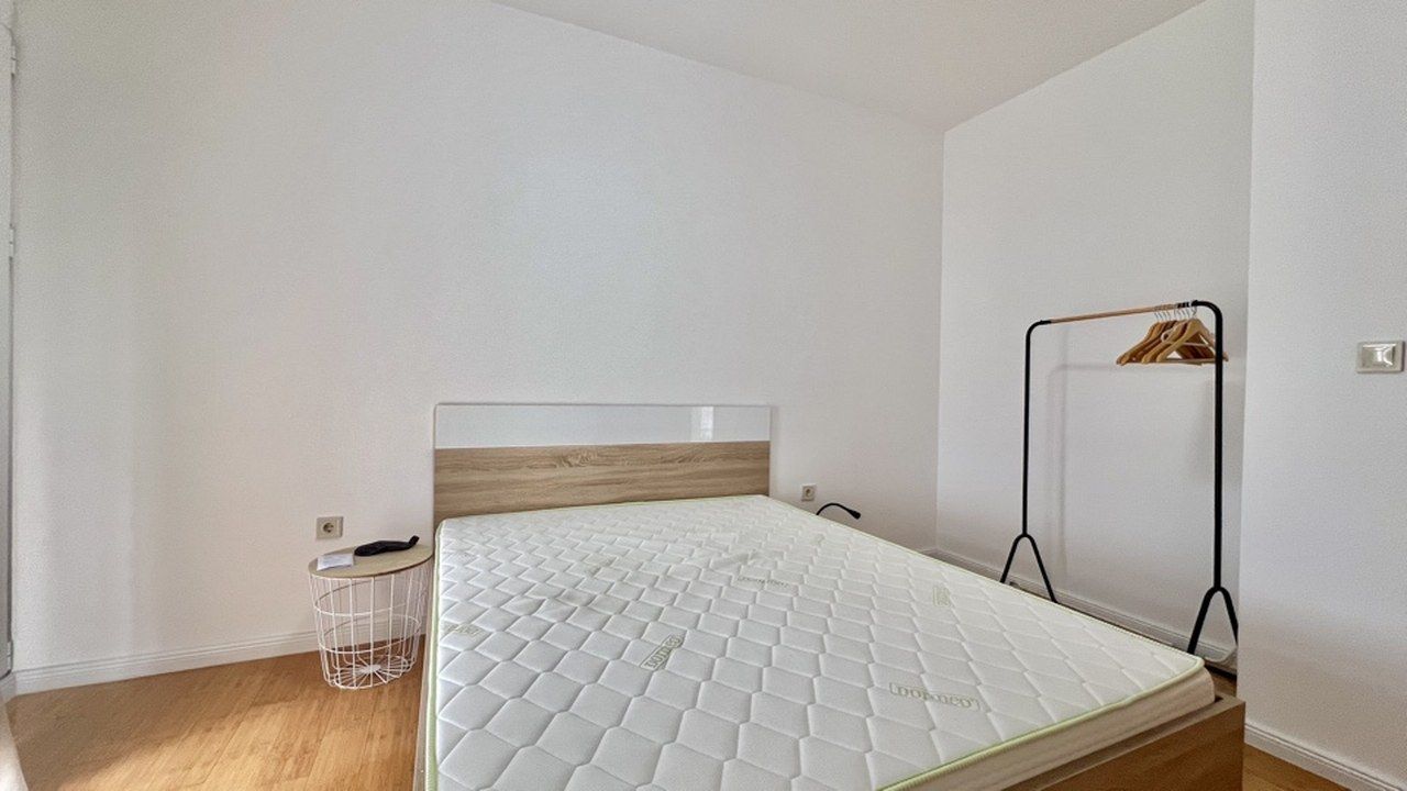 Квартира в Баре, Черногория, 90 м² - фото 8