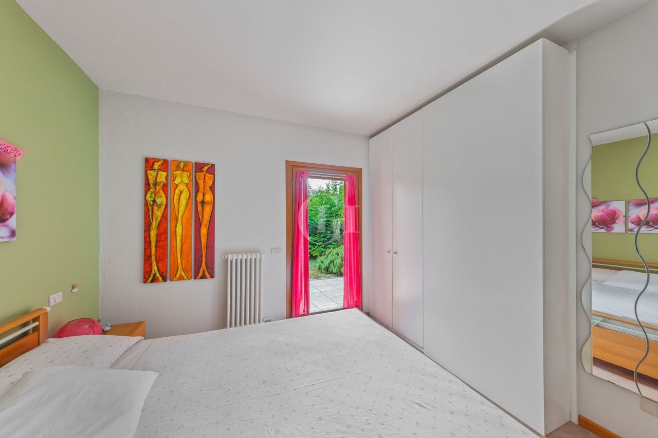 Апартаменты у озера Гарда, Италия, 60 м² - фото 10