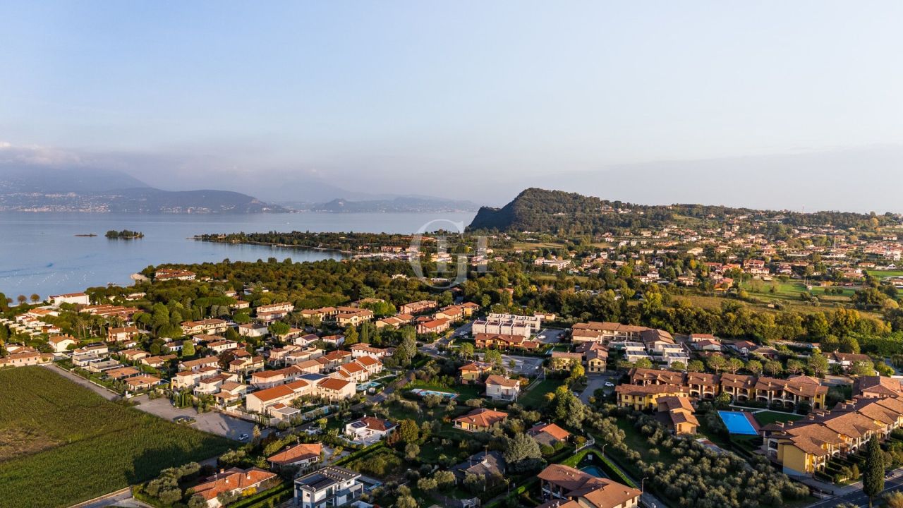 Апартаменты у озера Гарда, Италия, 60 м² - фото 15