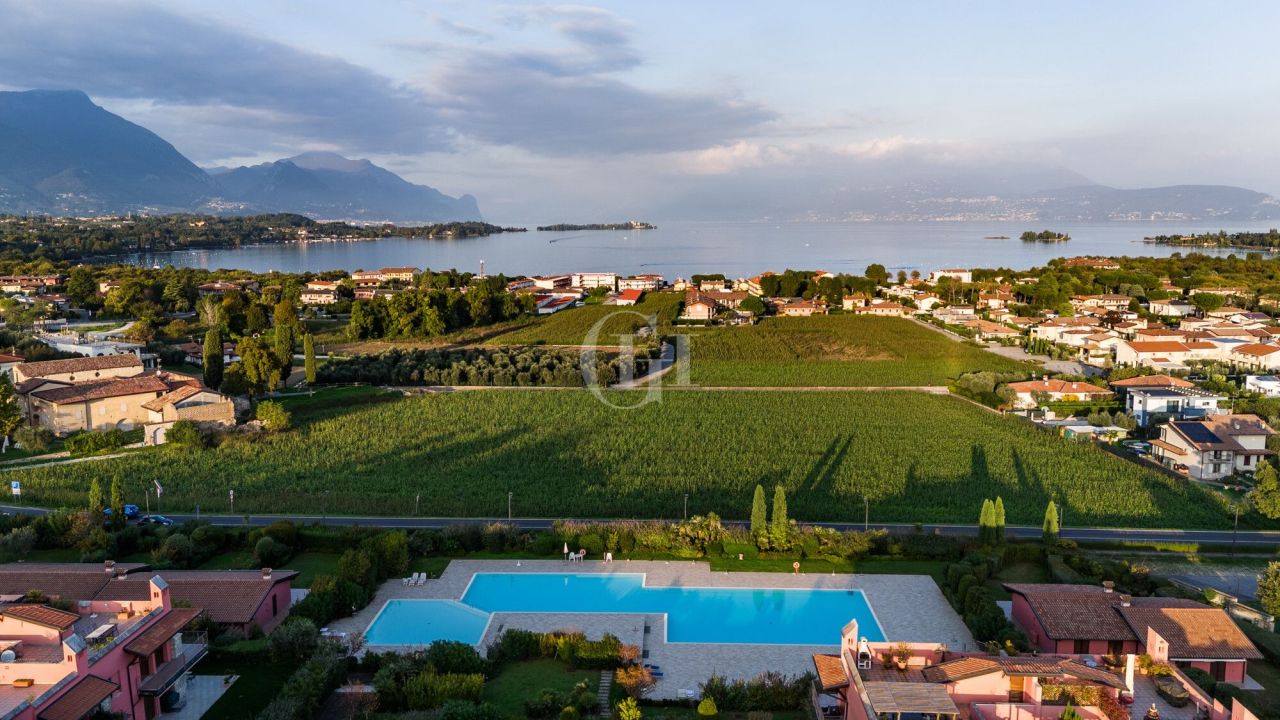 Апартаменты у озера Гарда, Италия, 60 м² - фото 18