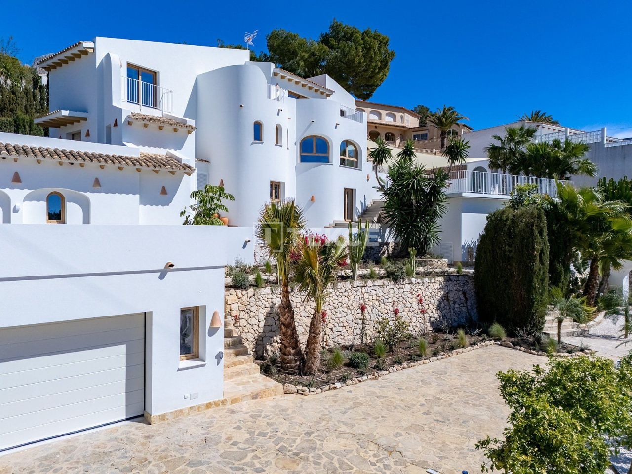 Вилла в Альтеа, Испания, 553 м² - фото 2