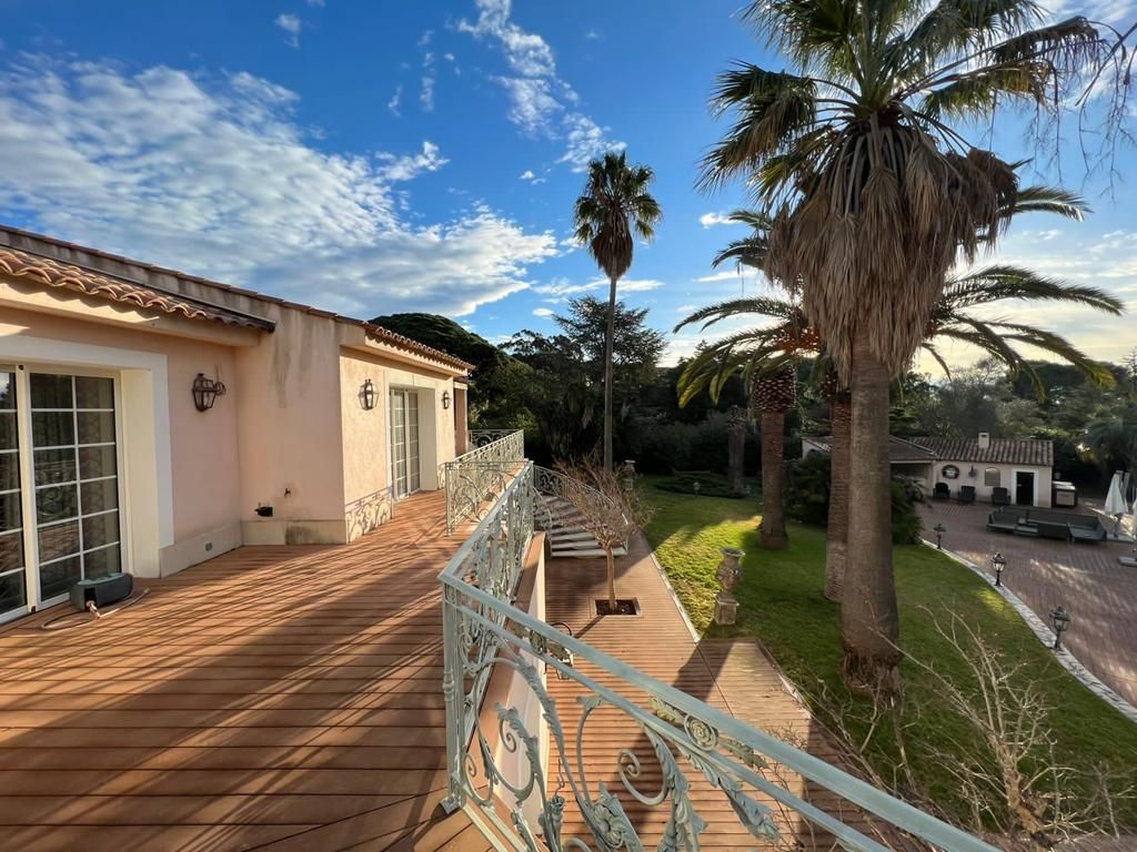 Вилла в Сен-Тропе, Франция, 502 м² - фото 3