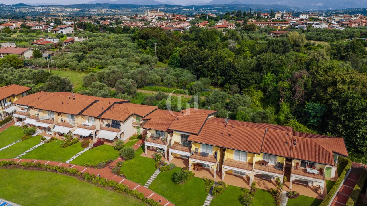 Апартаменты у озера Гарда, Италия, 77 м² - фото 13