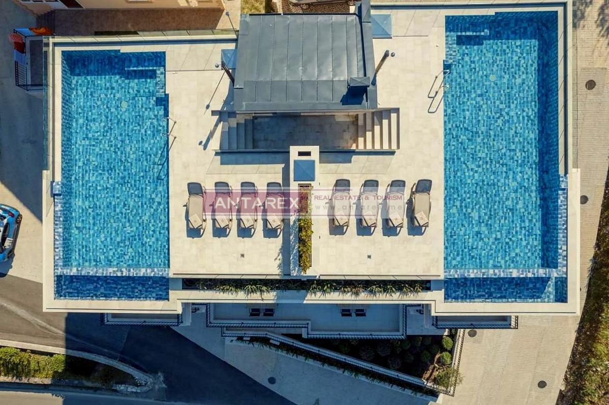 Апартаменты в Доброте, Черногория, 179 м² - фото 14