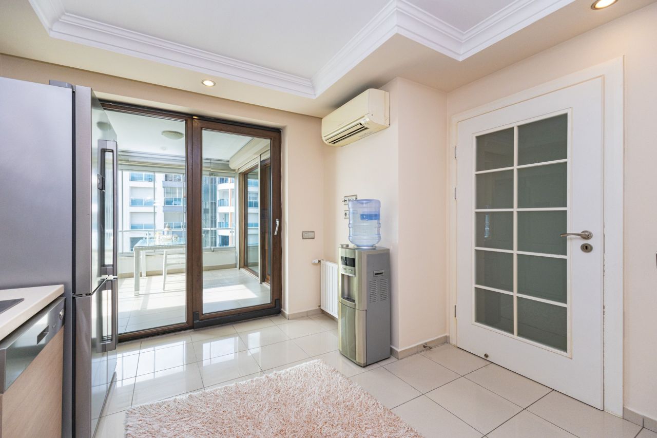 Квартира в Анталии, Турция, 140 м² - фото 15