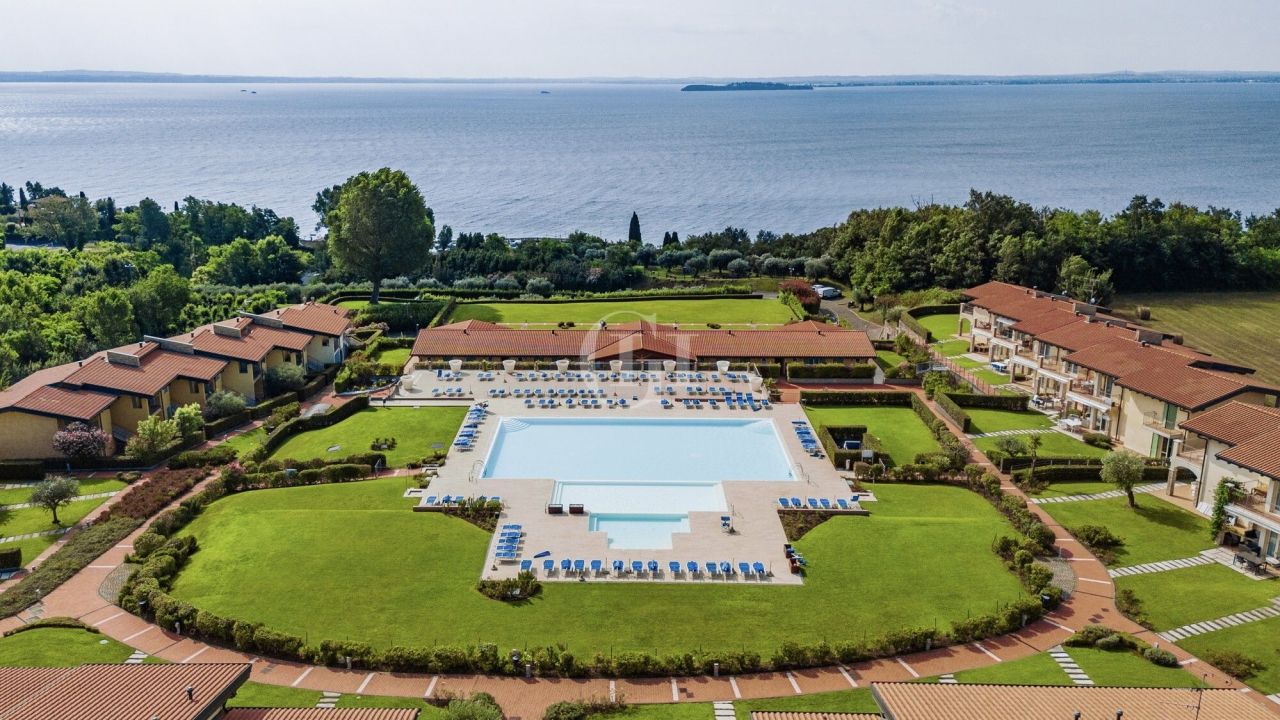 Апартаменты у озера Гарда, Италия, 85 м² - фото 3