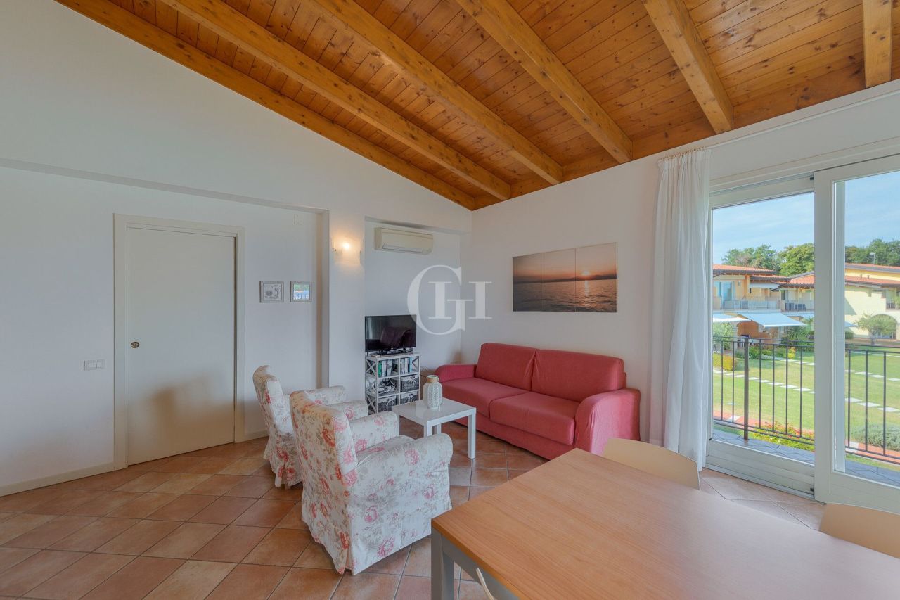 Апартаменты у озера Гарда, Италия, 85 м² - фото 4
