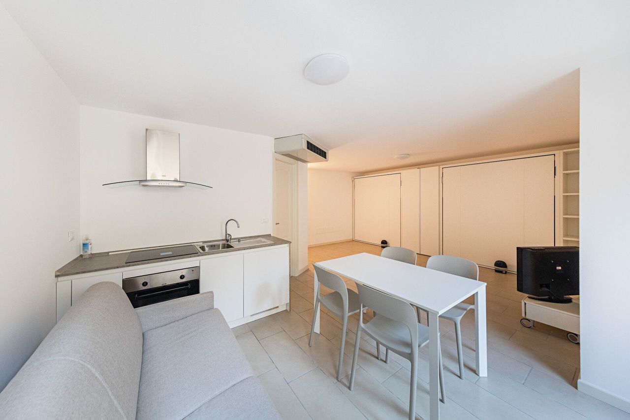 Вилла у озера Гарда, Италия, 172 м² - фото 16