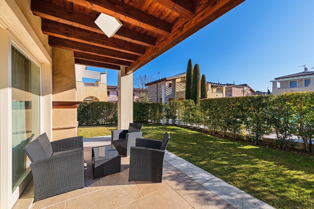 Вилла у озера Гарда, Италия, 172 м² - фото 4