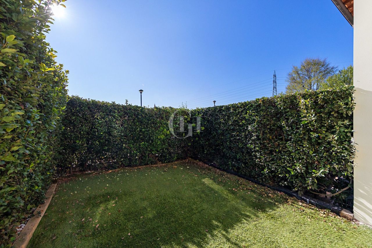 Апартаменты у озера Гарда, Италия, 95 м² - фото 6