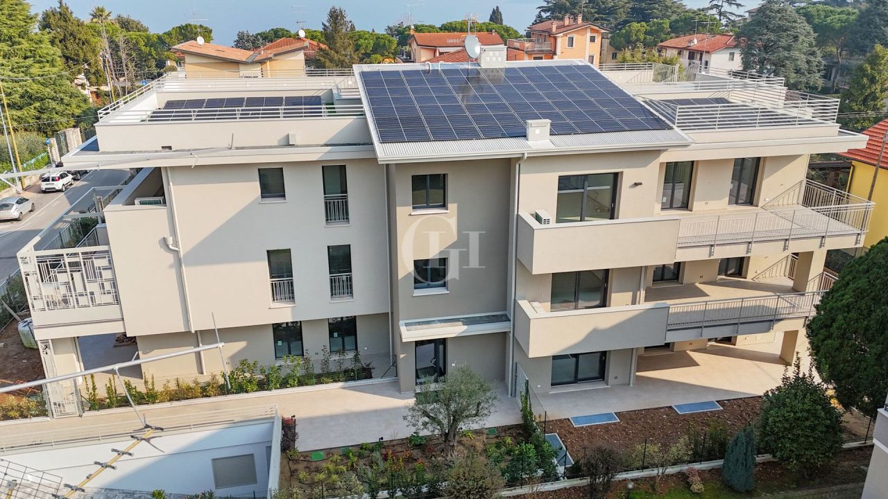 Апартаменты у озера Гарда, Италия, 114 м² - фото 11