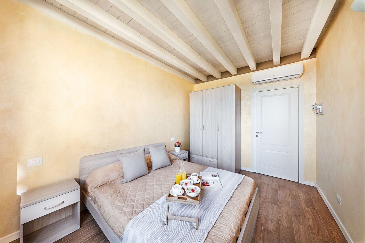 Апартаменты у озера Гарда, Италия, 133 м² - фото 7