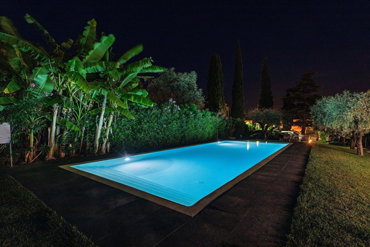 Апартаменты у озера Гарда, Италия, 133 м² - фото 15