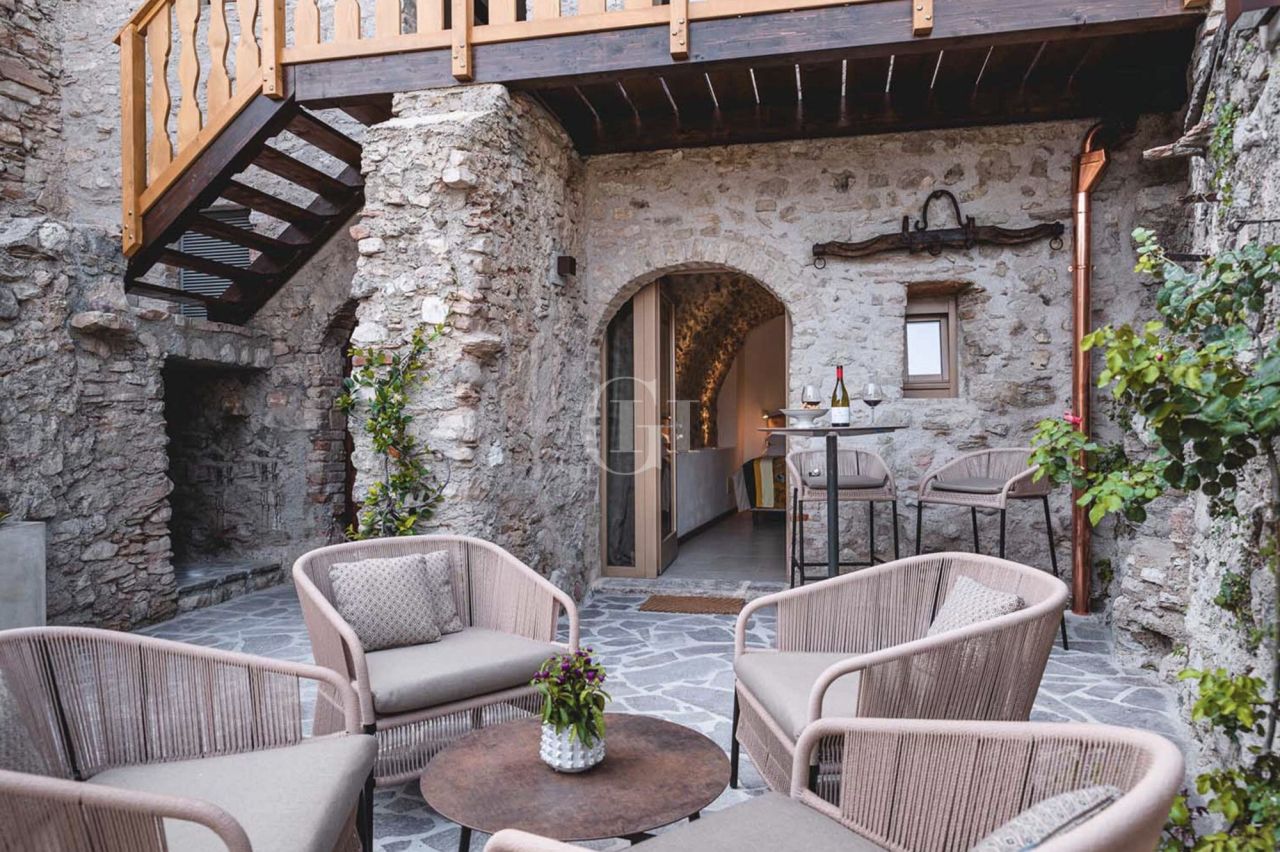 Дом у озера Гарда, Италия, 191 м² - фото 13